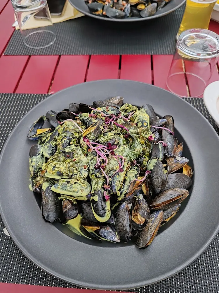Moules Au Curry Breton